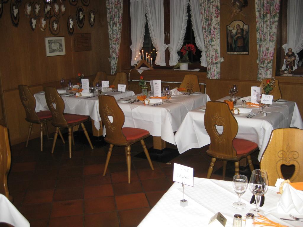 Gasthof Hotel Engel シモンスヴァルト エクステリア 写真