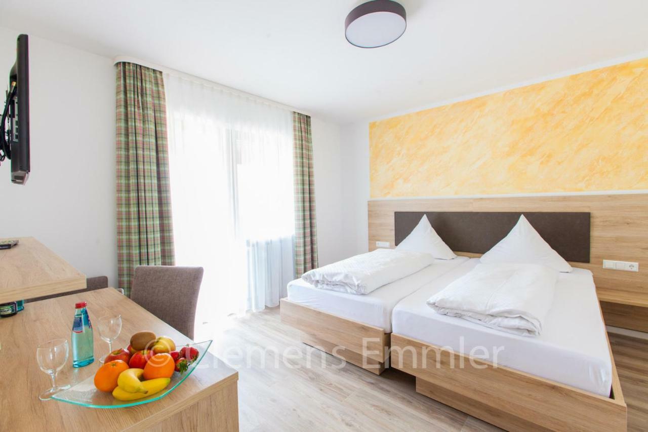 Gasthof Hotel Engel シモンスヴァルト エクステリア 写真